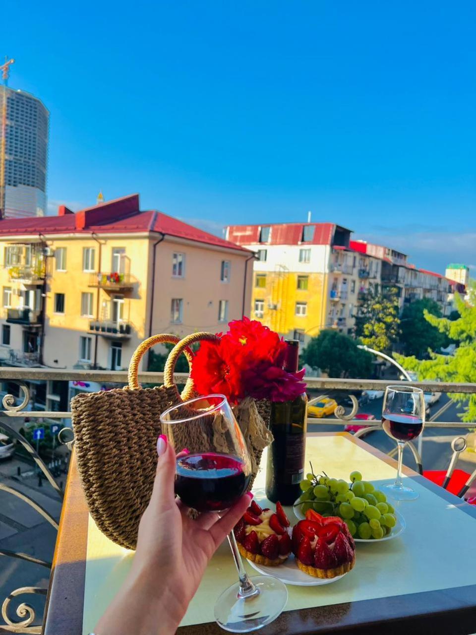 Eiffel Hotel Batumi Exteriér fotografie